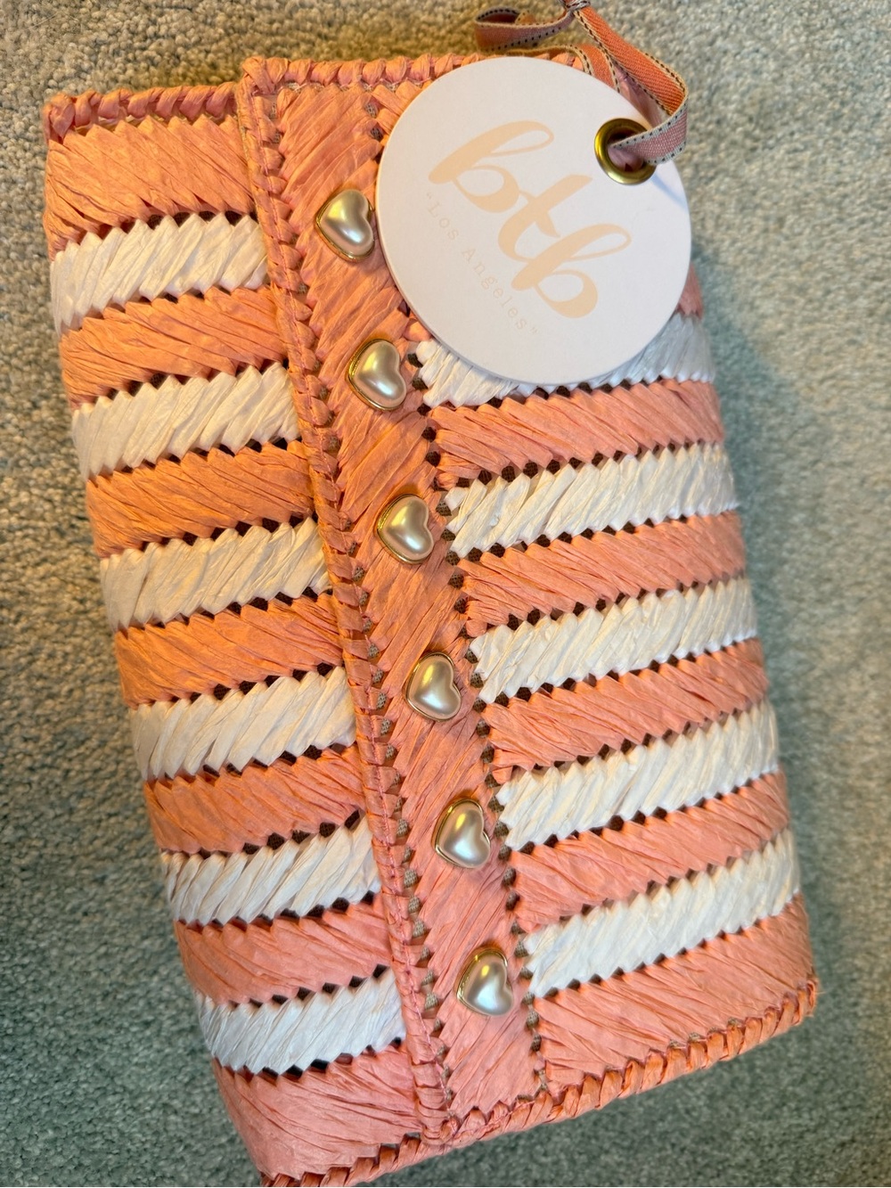 BTB Los Angeles Straw Clutch with Pearl Hearts Detail - Picture 2 of 10